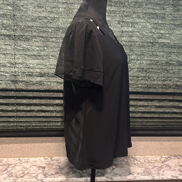 Adele‎ & May Women’s Black Sheer SS Rhinestone Shoulder Accents Top Large - Picture 4 of 8